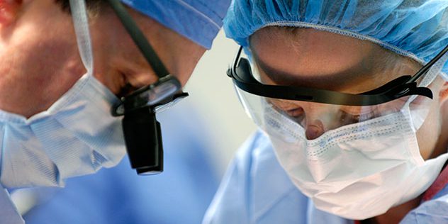 liver-transplant-surgeons-8col